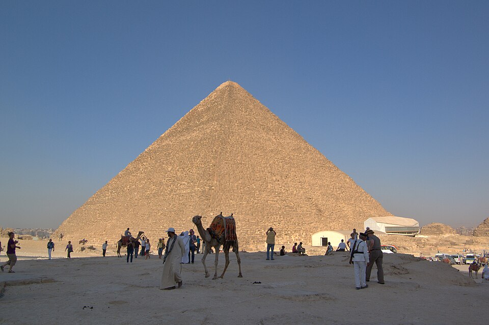 How Much Would the Great Pyramid Cost to Build Today? Three Scenarios — and the Real Measure of Pharaonic Power